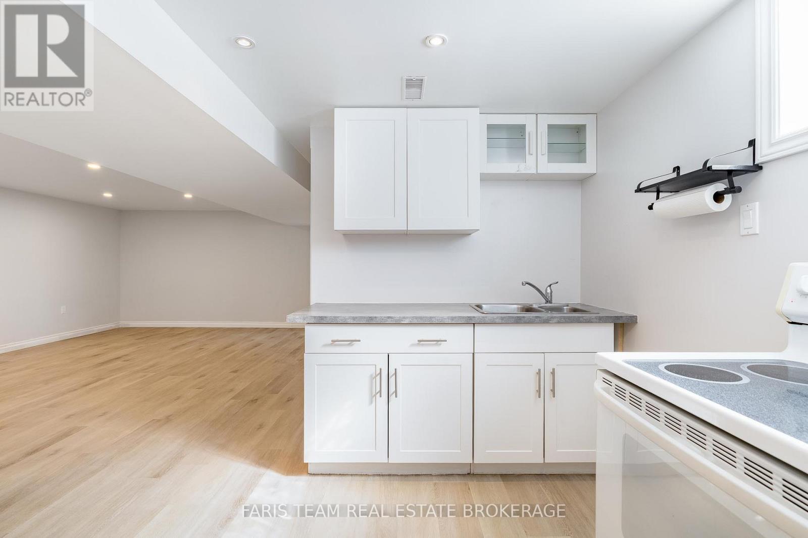 510 Mary Street, Tay, Ontario  L0K 1R0 - Photo 29 - S12805044