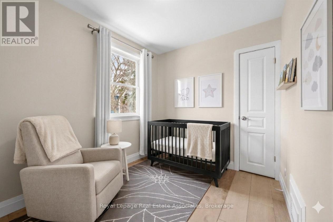 96 Angelene Street, Mississauga, Ontario  L5G 1X2 - Photo 15 - W12849254