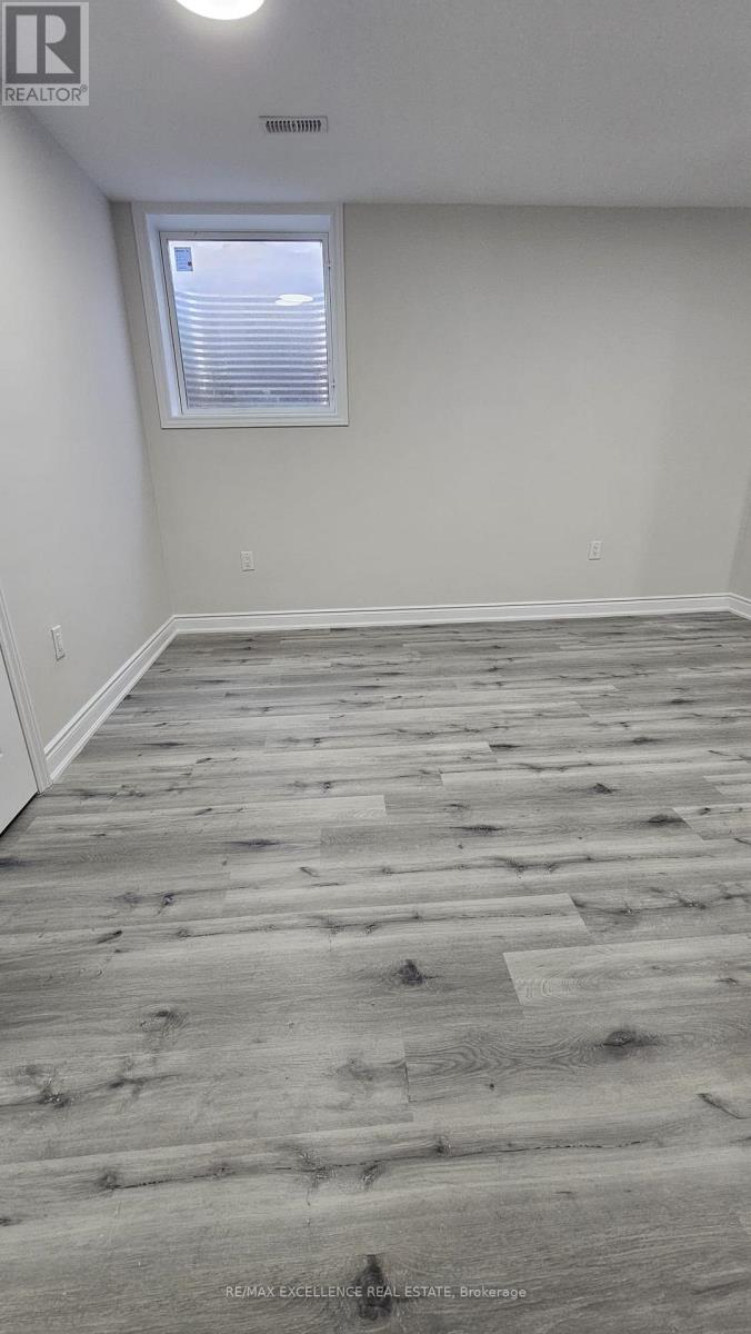 Lower - 325 Johnson Drive, Barrie, Ontario  L4M 7A2 - Photo 5 - S12830446