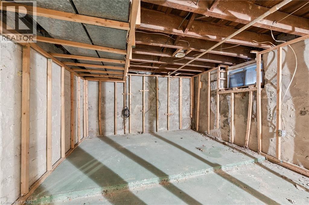 98 William Street W, Waterloo, Ontario  N2L 1J7 - Photo 30 - 40808967