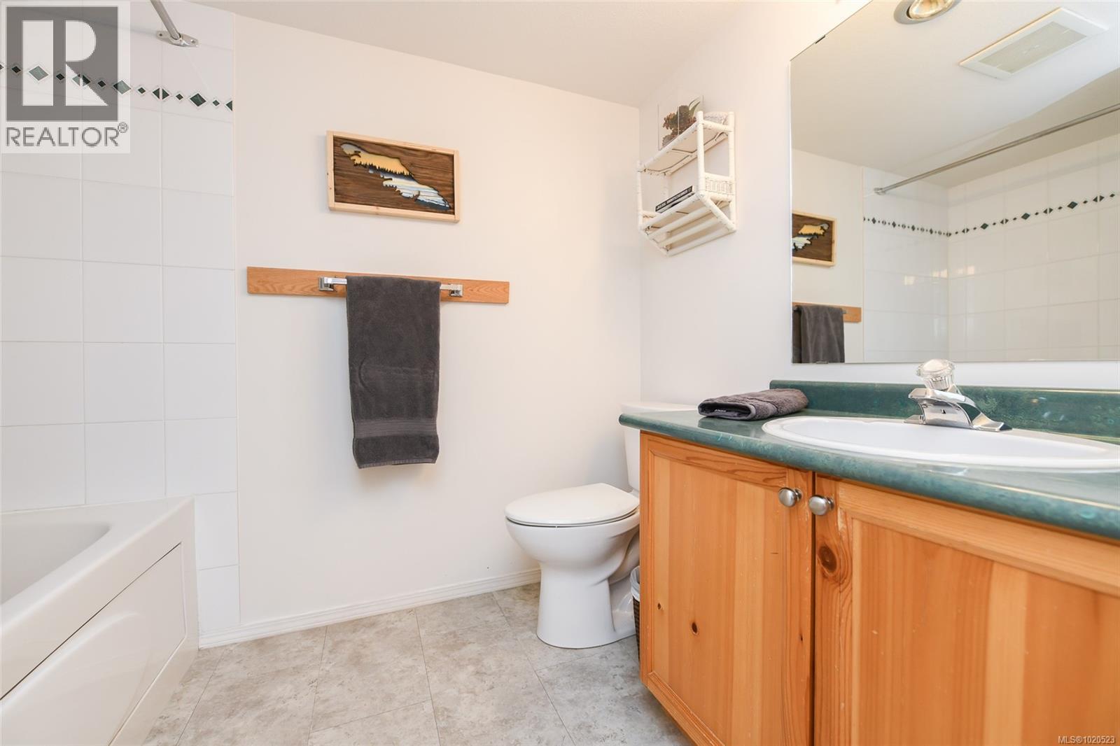 217 1320 Henry Rd, Courtenay, British Columbia  V9J 1L0 - Photo 26 - 1020523