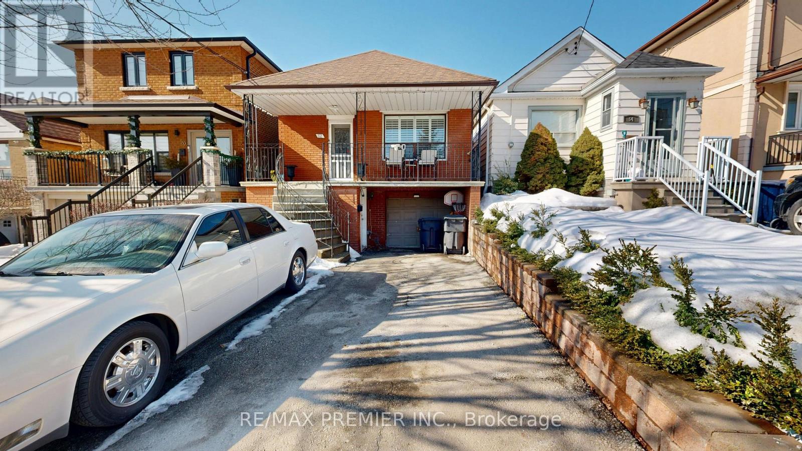 52 Montcalm Avenue, Toronto, Ontario  M6E 4N7 - Photo 2 - W12850226