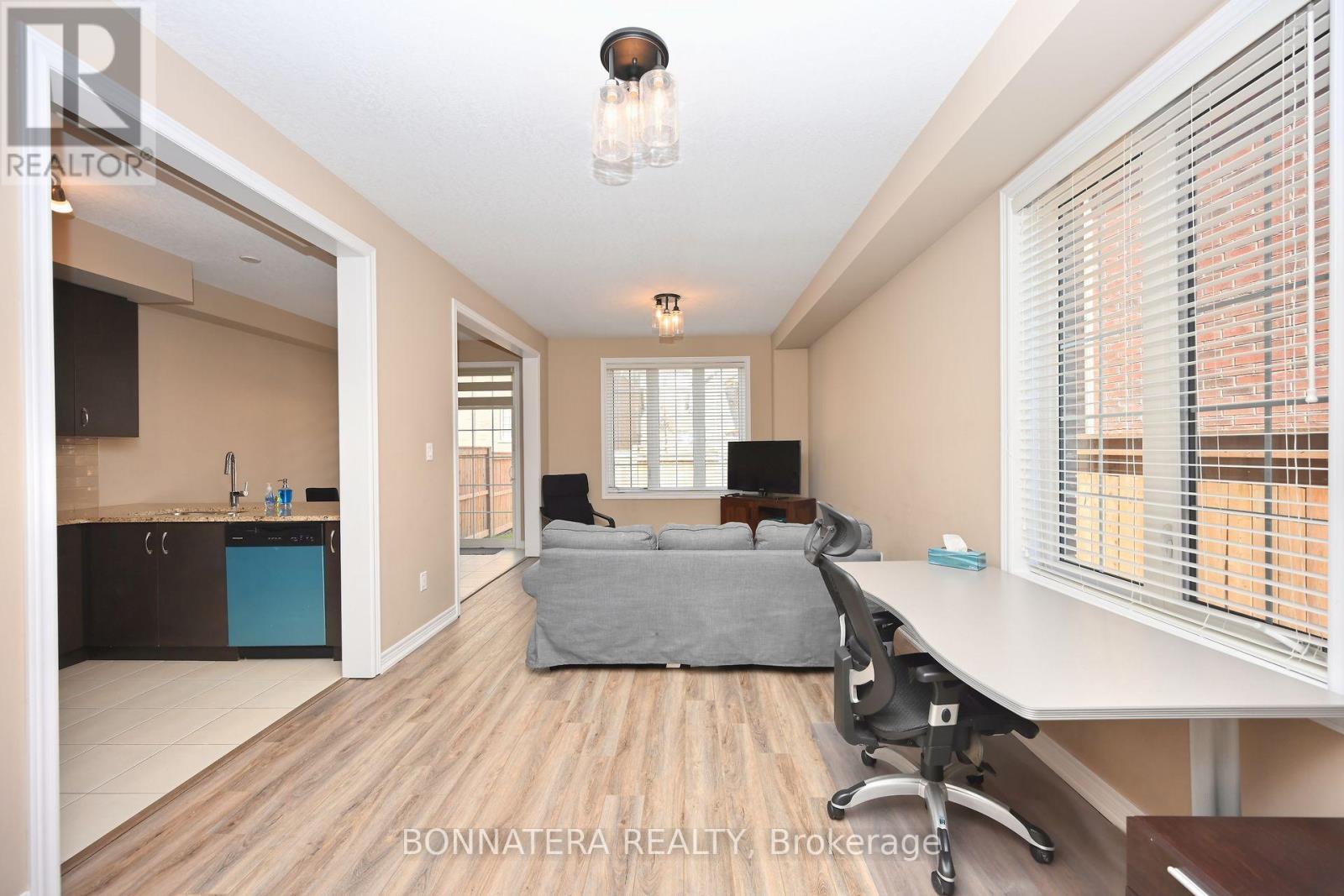 387 Wheat Boom Drive, Oakville, Ontario  L6H 7C2 - Photo 10 - W12850240