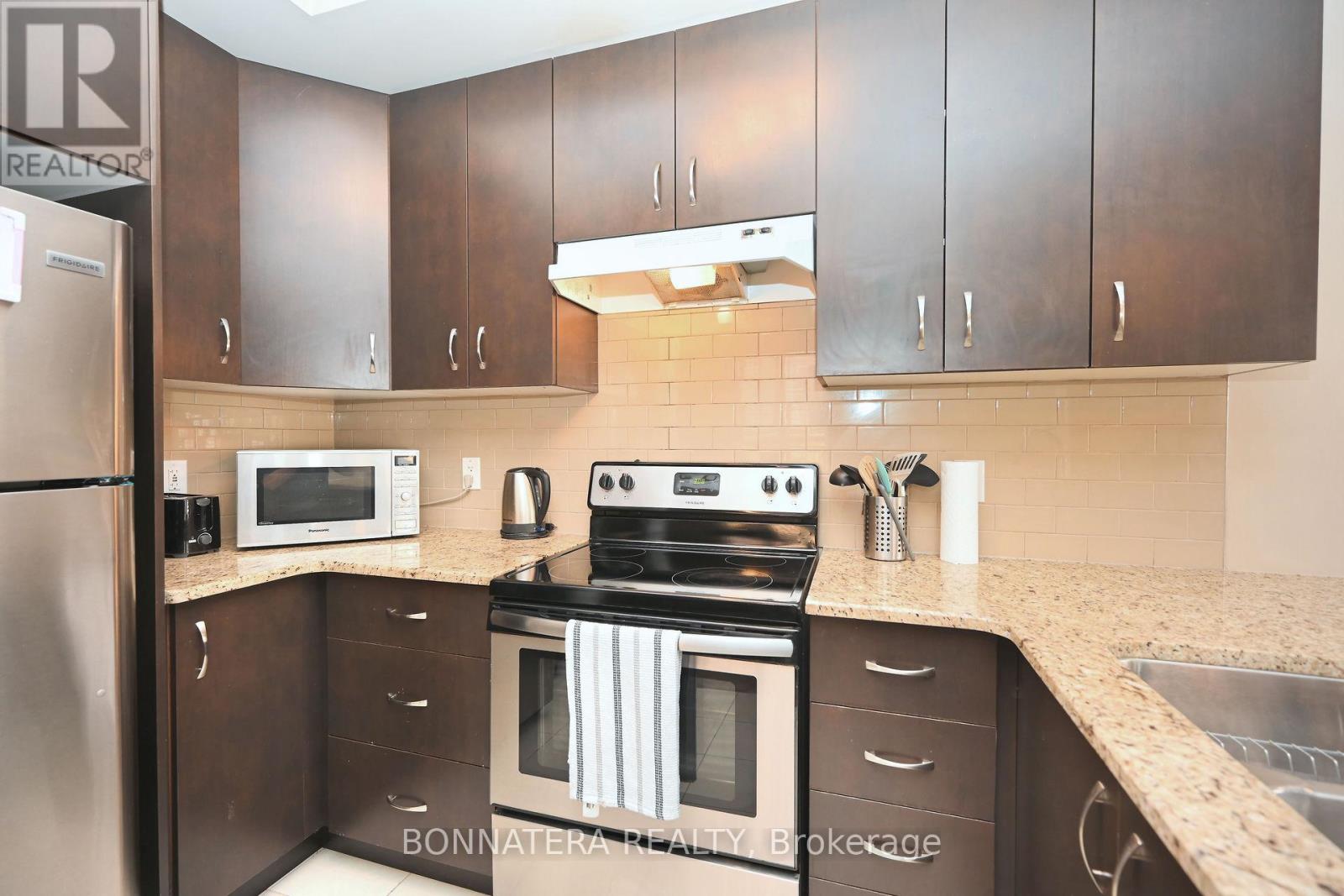 387 Wheat Boom Drive, Oakville, Ontario  L6H 7C2 - Photo 23 - W12850240