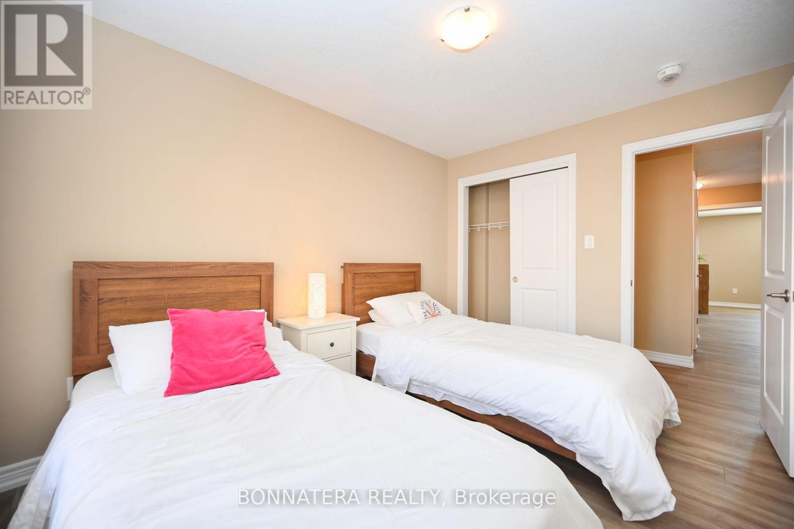 387 Wheat Boom Drive, Oakville, Ontario  L6H 7C2 - Photo 38 - W12850240