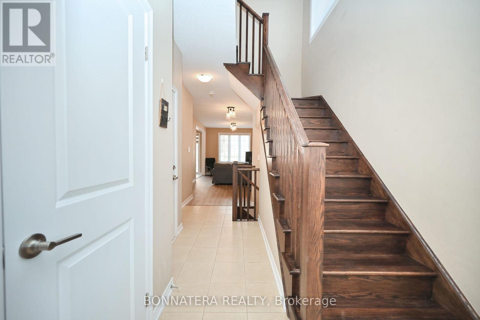 387 Wheat Boom Drive, Oakville, Ontario  L6H 7C2 - Photo 6 - W12850240