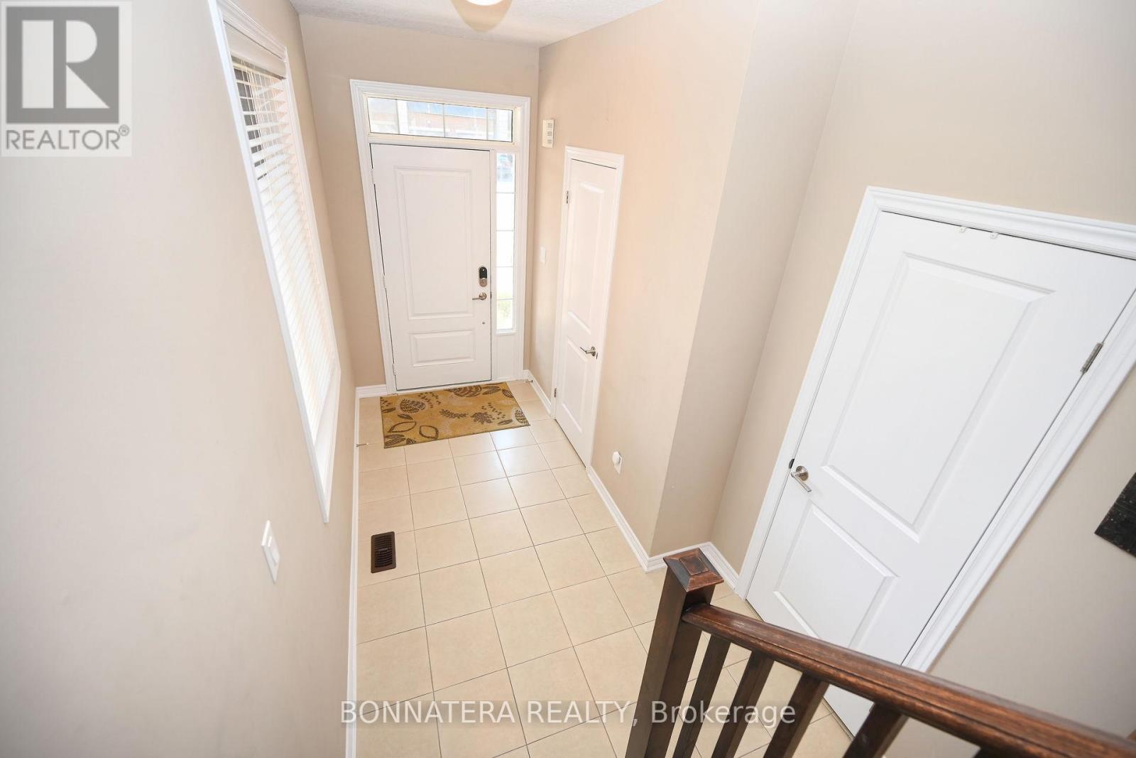 387 Wheat Boom Drive, Oakville, Ontario  L6H 7C2 - Photo 9 - W12850240