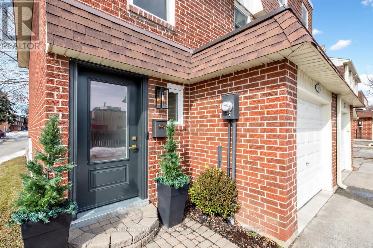 31 - 30 Heslop Road, Milton (Om Old Milton), Ontario  L9T 1B3 - Photo 3 - W12850250