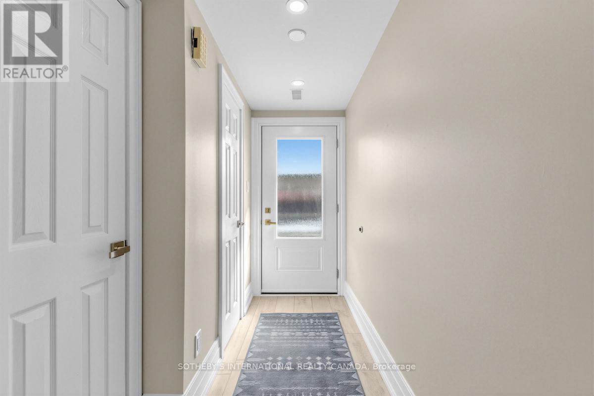 31 - 30 Heslop Road, Milton (Om Old Milton), Ontario  L9T 1B3 - Photo 4 - W12850250