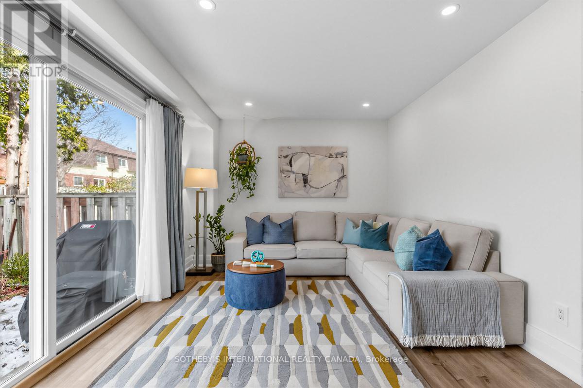 31 - 30 Heslop Road, Milton (Om Old Milton), Ontario  L9T 1B3 - Photo 8 - W12850250