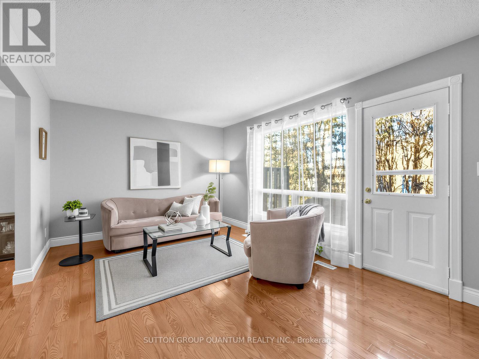 30 - 3665 Flamewood Drive, Mississauga, Ontario  L4Y 3P5 - Photo 6 - W12850270