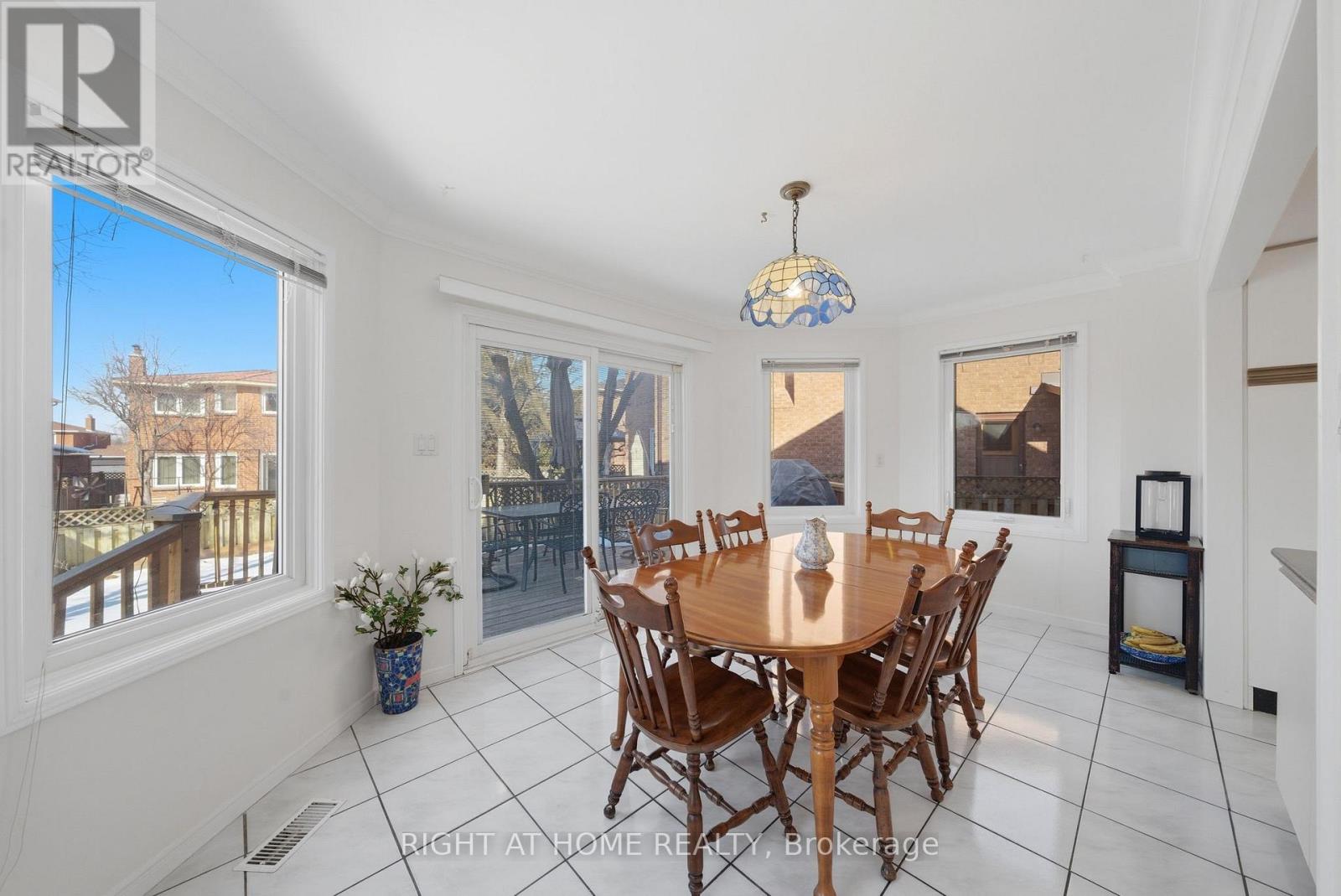 4219 Preston Trail, Mississauga, Ontario  L4W 4R7 - Photo 16 - W12850310