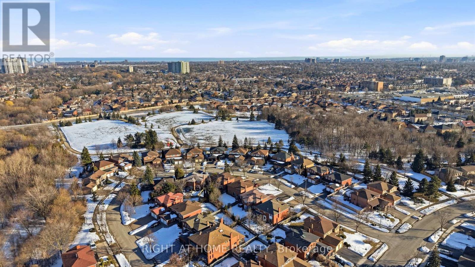 4219 Preston Trail, Mississauga, Ontario  L4W 4R7 - Photo 49 - W12850310