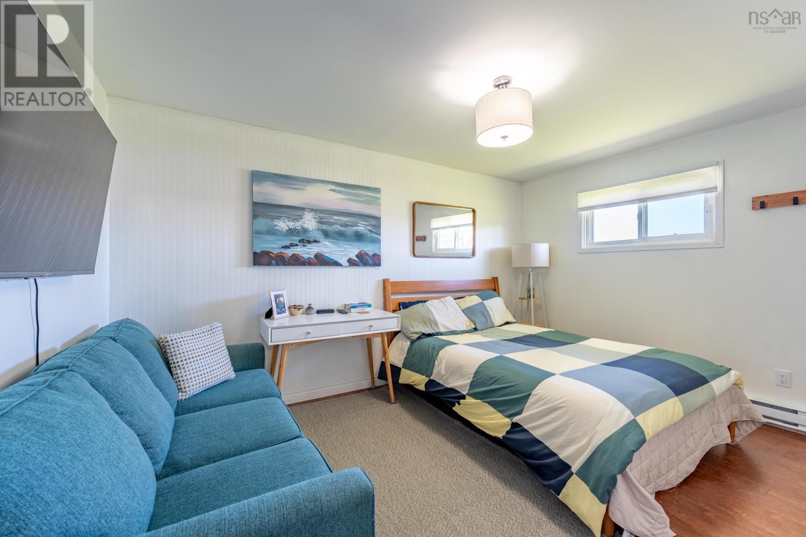 72 Hibernia Street, Yarmouth, Nova Scotia  B5A 2M6 - Photo 33 - 202603911