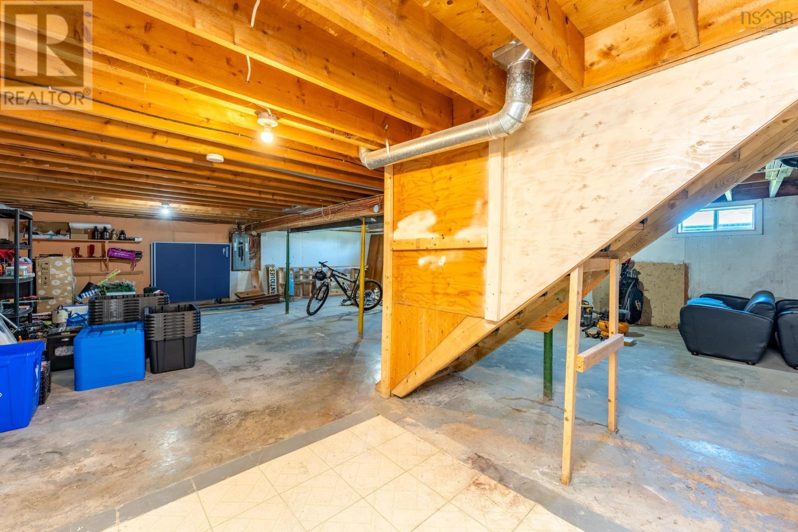 72 Hibernia Street, Yarmouth, Nova Scotia  B5A 2M6 - Photo 37 - 202603911