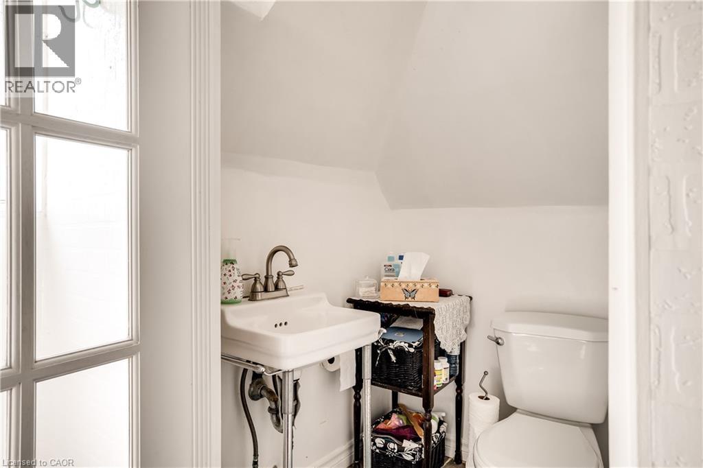 287 Graham Avenue S, Hamilton, Ontario  L8K 2M7 - Photo 38 - 40808347