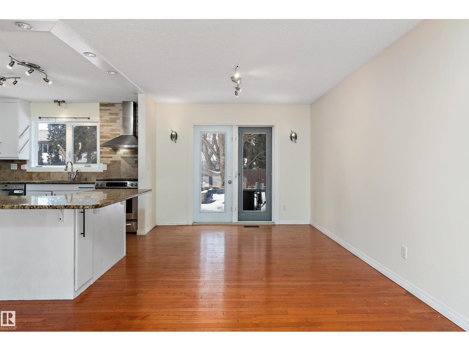 115 Walker Rd Nw, Edmonton, Alberta  T5T 4C2 - Photo 12 - E4476038