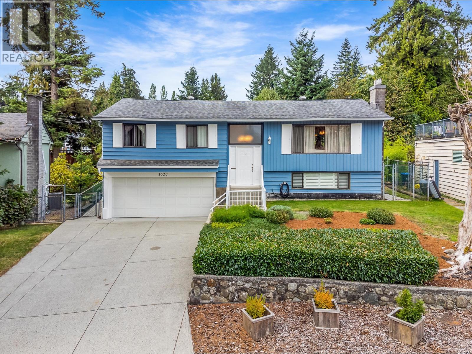 1626 OUGHTON DRIVE, Port Coquitlam, British Columbia