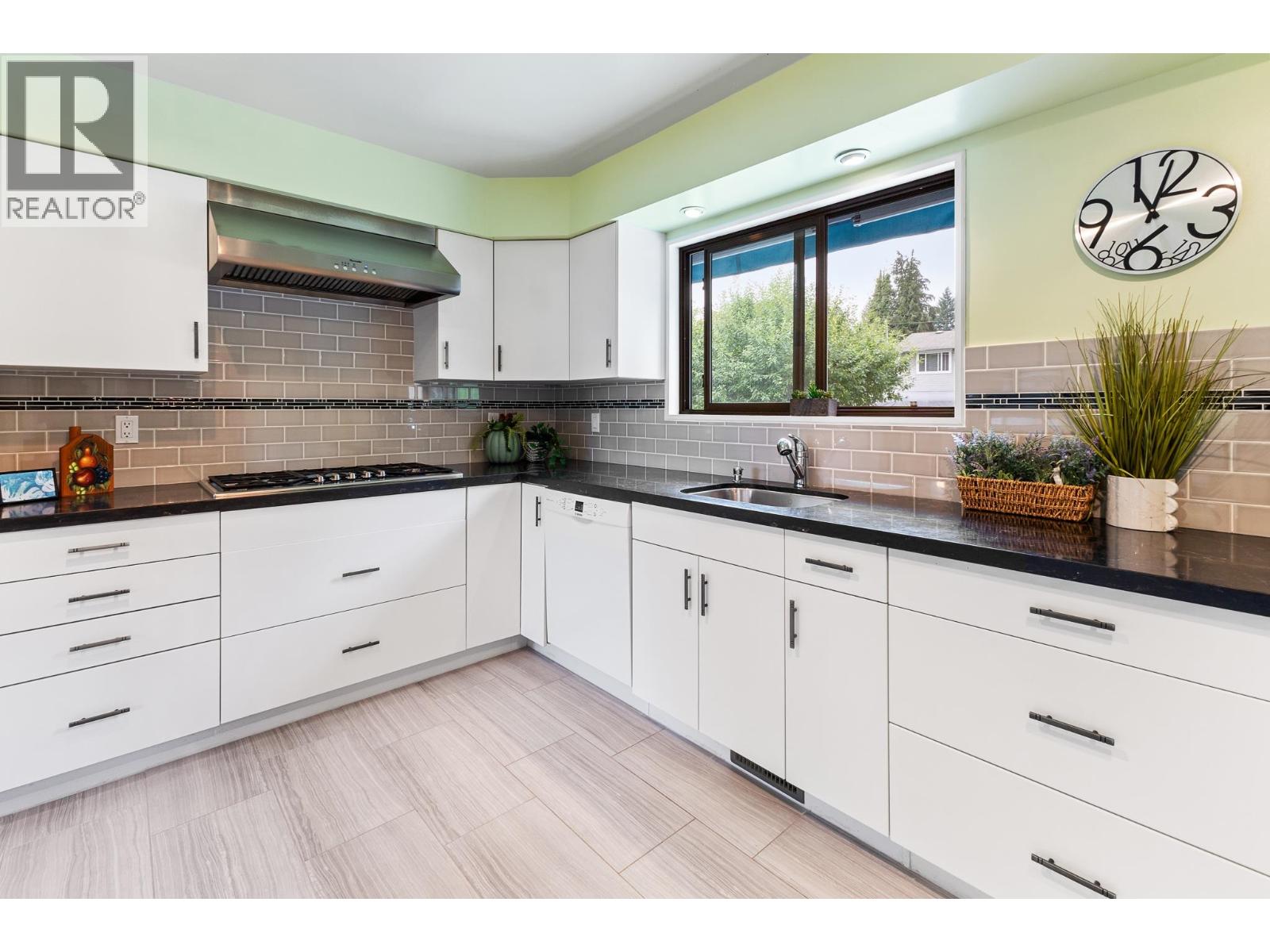 1626 Oughton Drive, Port Coquitlam, British Columbia  V3C 1H7 - Photo 16 - R3096527