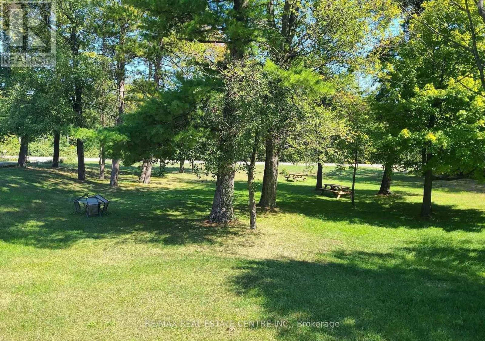 9717 Army Camp Road, Lambton Shores, Ontario  N0N 1J3 - Photo 4 - X12850170