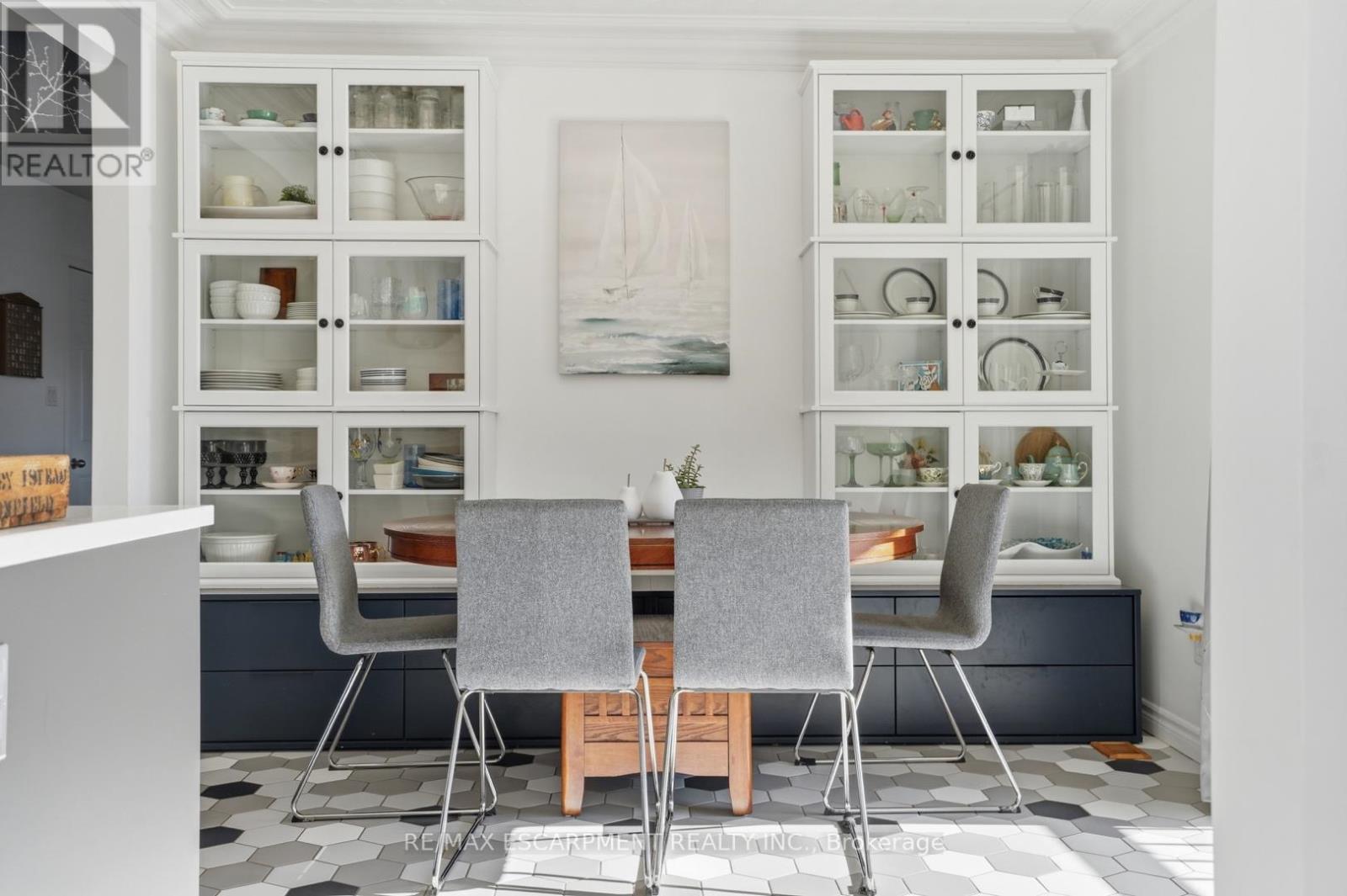 81 Thomson Drive, Hamilton, Ontario  L8B 0G5 - Photo 17 - X12850284