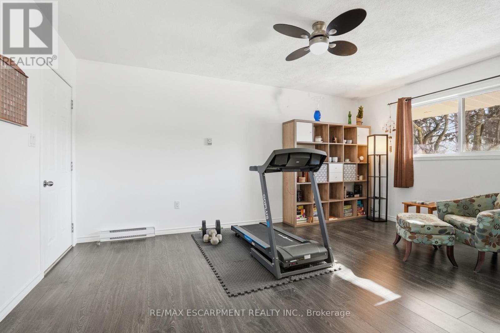 81 Thomson Drive, Hamilton, Ontario  L8B 0G5 - Photo 25 - X12850284