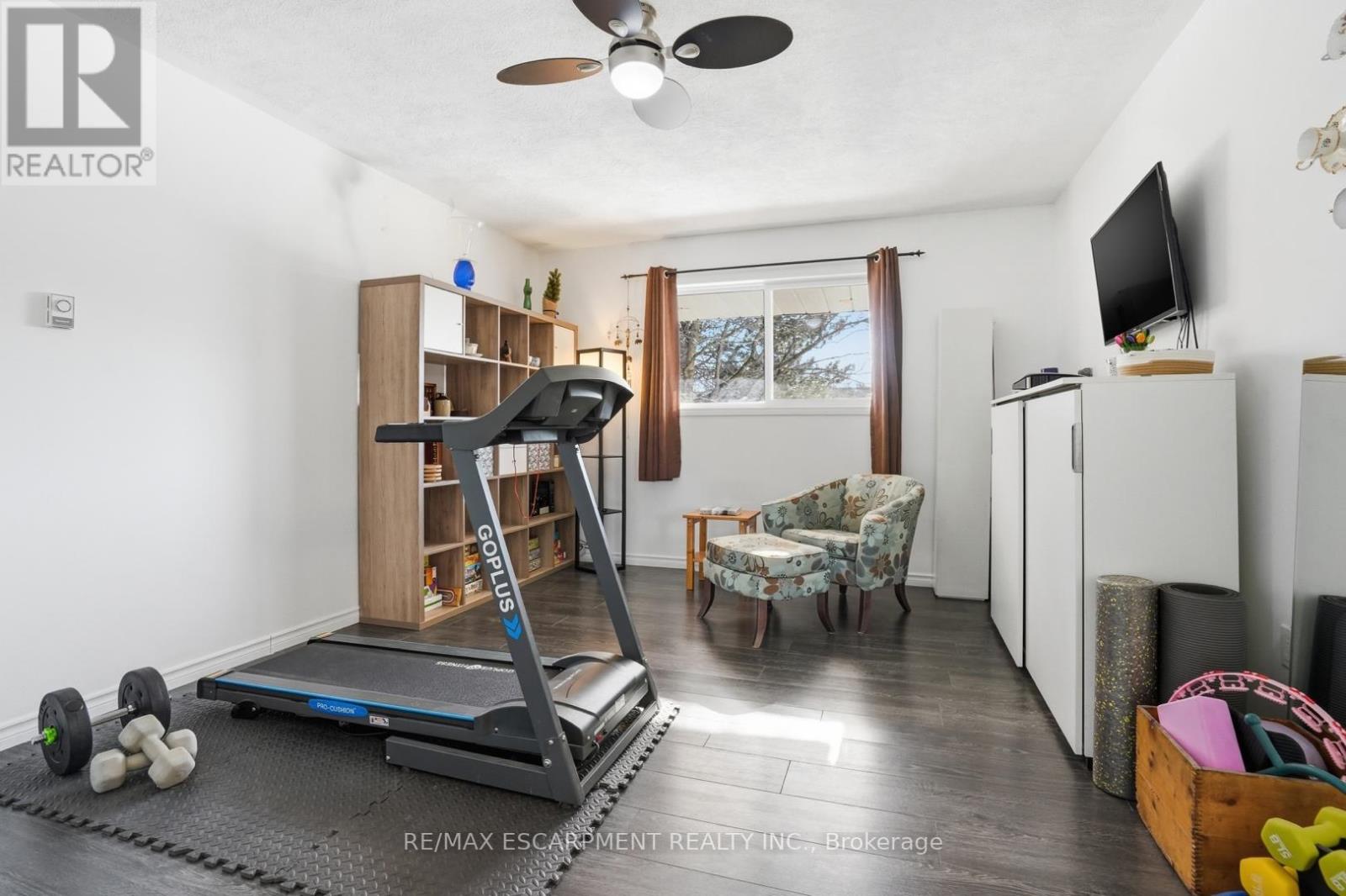 81 Thomson Drive, Hamilton, Ontario  L8B 0G5 - Photo 26 - X12850284