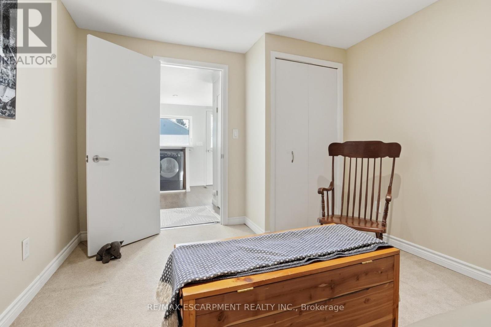 81 Thomson Drive, Hamilton, Ontario  L8B 0G5 - Photo 38 - X12850284