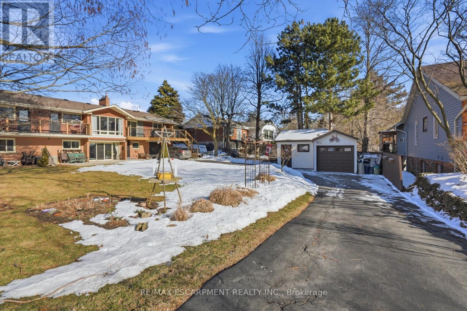 81 Thomson Drive, Hamilton, Ontario  L8B 0G5 - Photo 47 - X12850284
