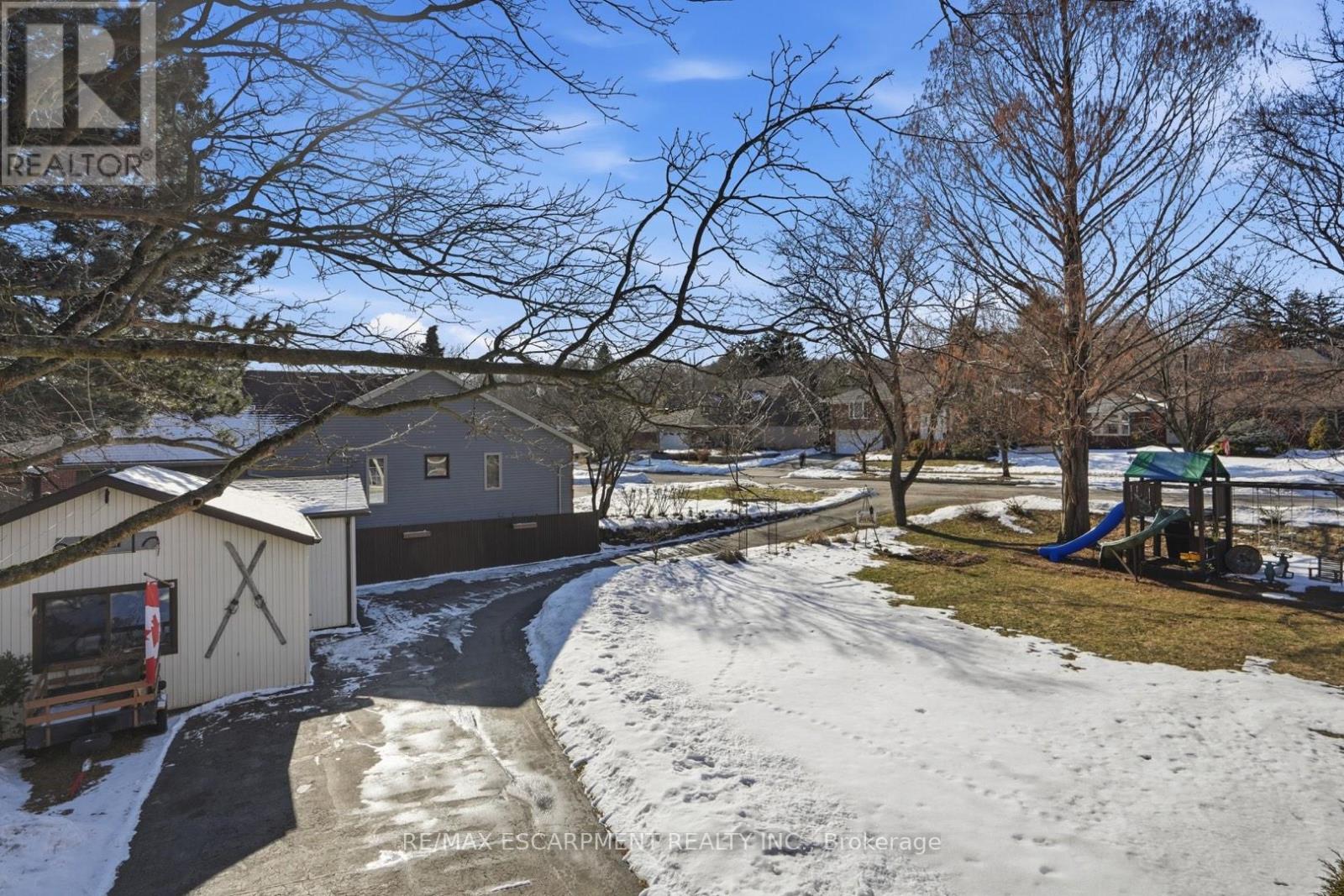 81 Thomson Drive, Hamilton, Ontario  L8B 0G5 - Photo 49 - X12850284