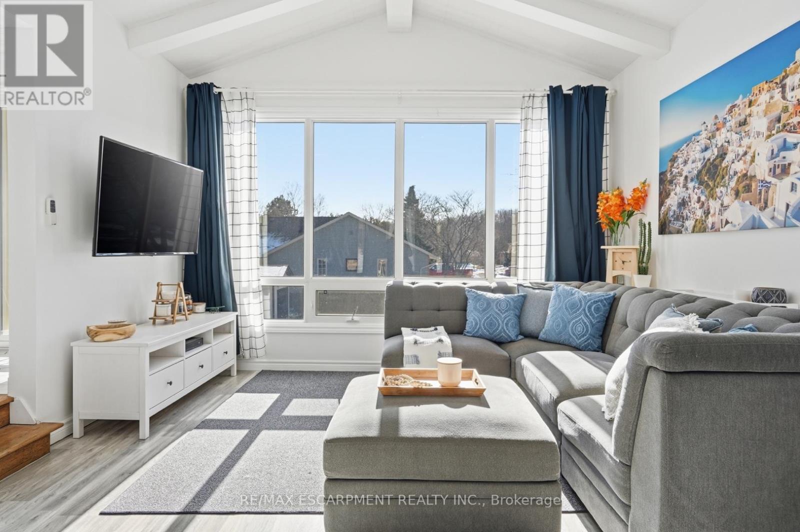 81 Thomson Drive, Hamilton, Ontario  L8B 0G5 - Photo 7 - X12850284