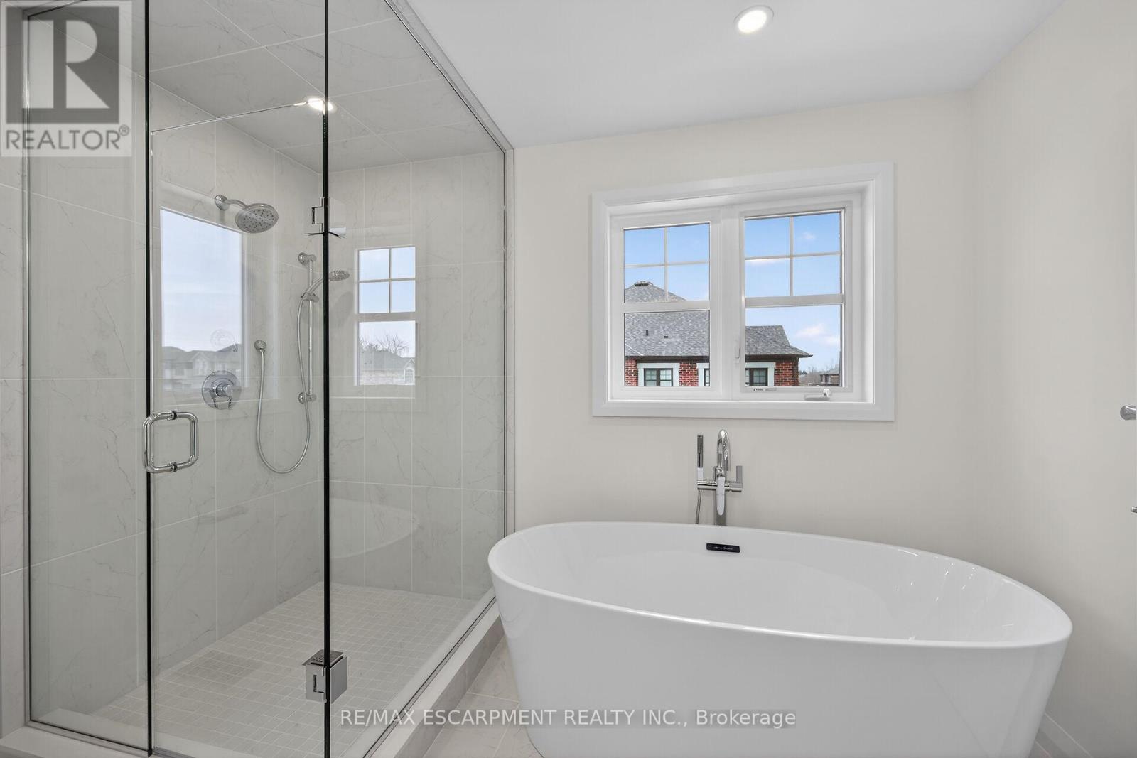 43 Shady Oaks Trail, Hamilton, Ontario  L9B 0E9 - Photo 32 - X12850290