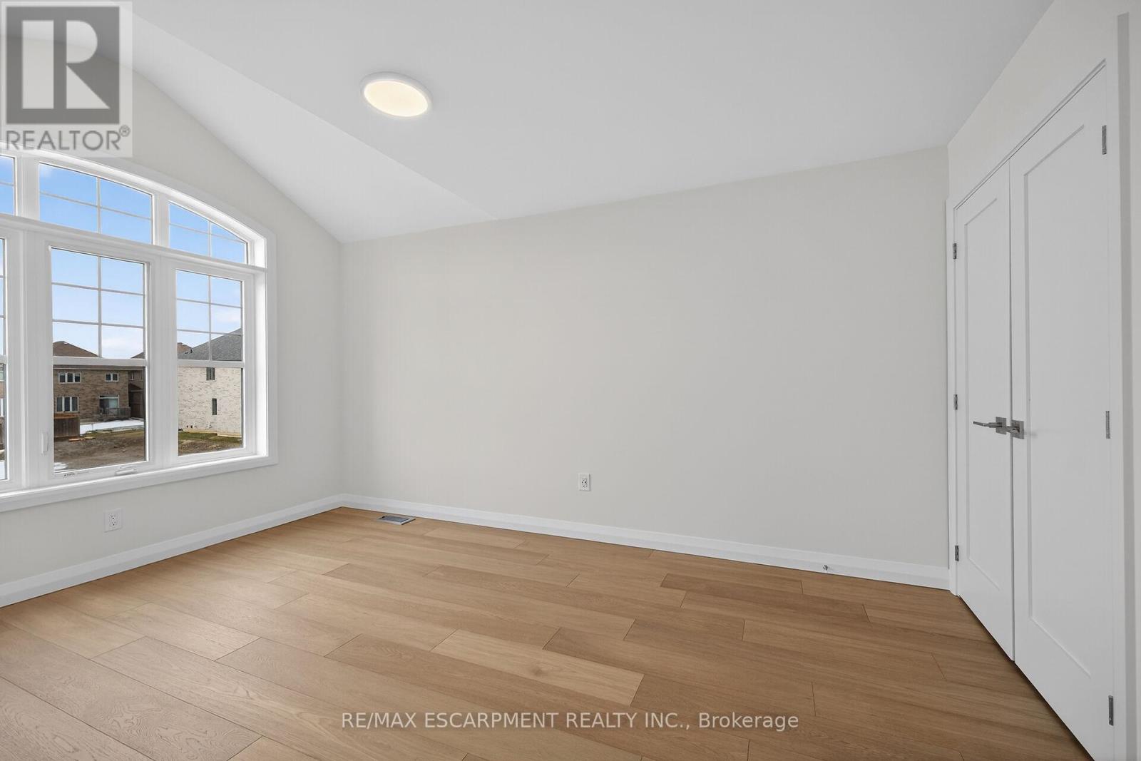 43 Shady Oaks Trail, Hamilton, Ontario  L9B 0E9 - Photo 41 - X12850290