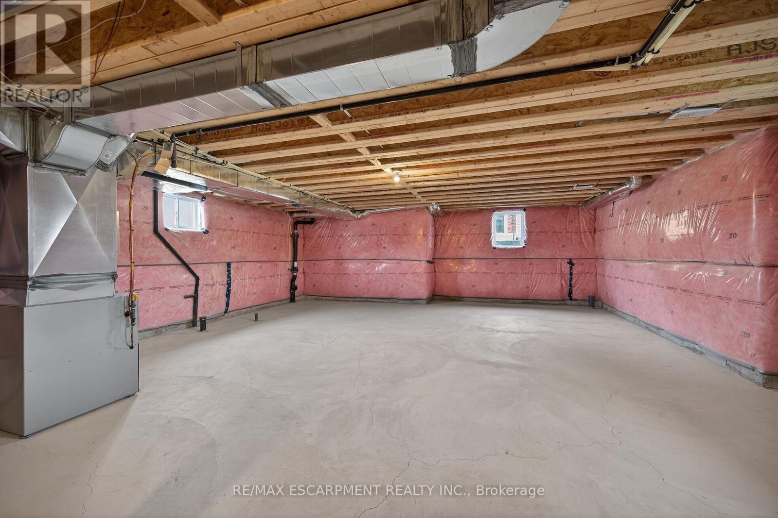 43 Shady Oaks Trail, Hamilton, Ontario  L9B 0E9 - Photo 47 - X12850290