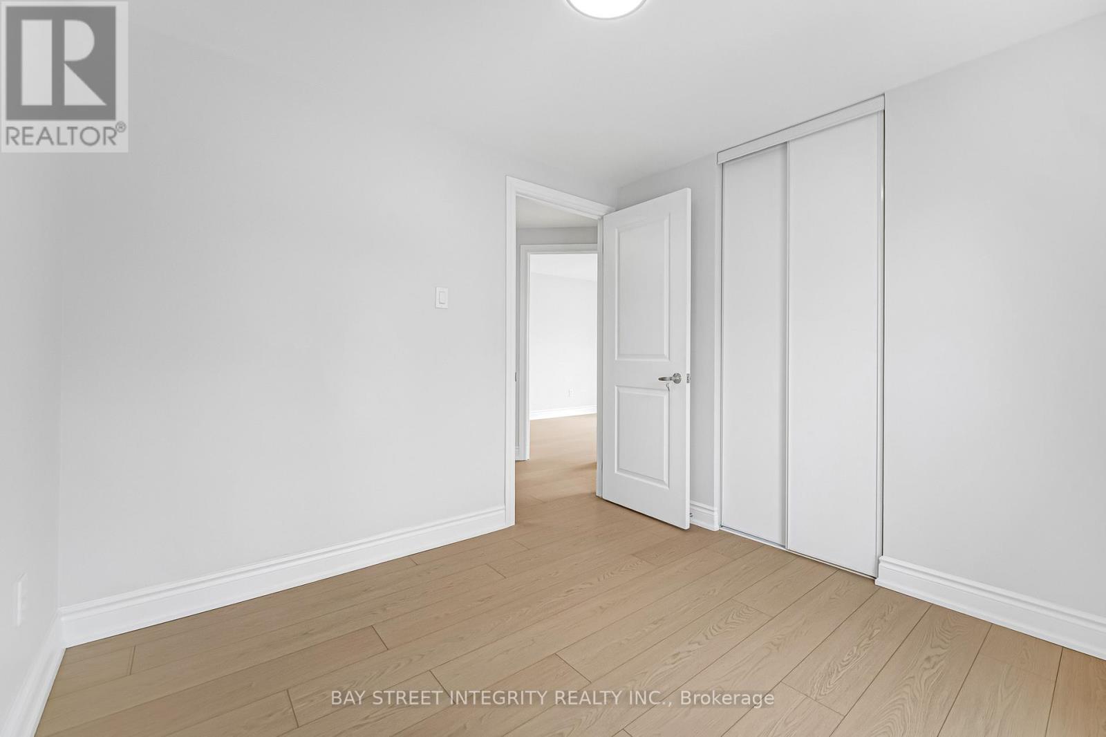 41 Elsa Vine Way, Toronto, Ontario  M2J 4H8 - Photo 33 - C12843180