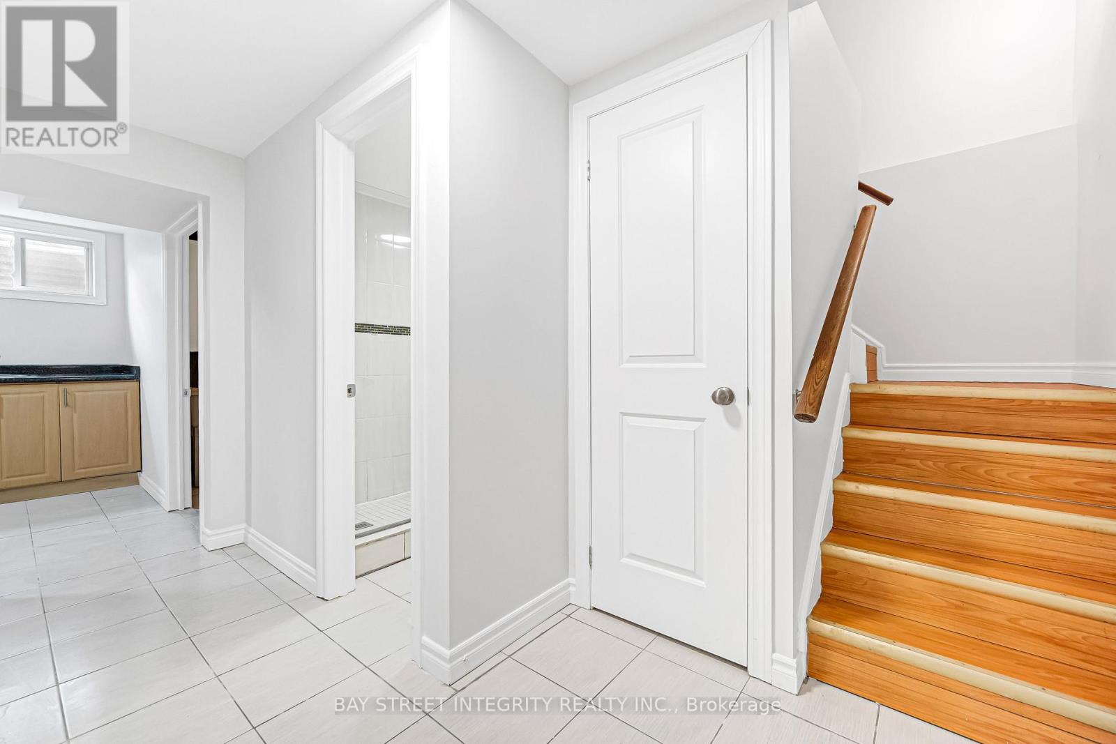 41 Elsa Vine Way, Toronto, Ontario  M2J 4H8 - Photo 44 - C12843180