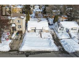 83 BROOKLAWN AVENUE, Toronto, Ontario