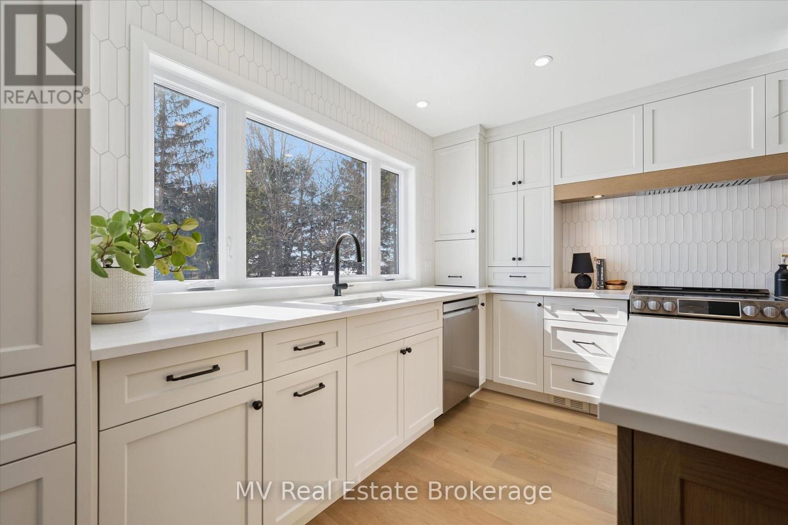 6794 Sixth Line, Centre Wellington, Ontario  N0B 1J0 - Photo 12 - X12850324