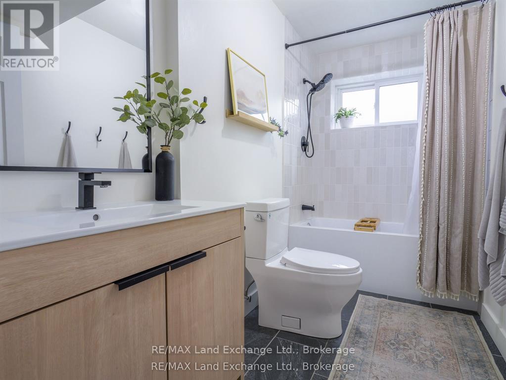 829 Highland Street, Saugeen Shores, Ontario  N0H 2C2 - Photo 24 - X12850380