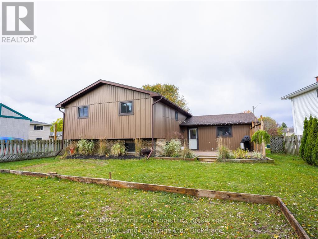 829 Highland Street, Saugeen Shores, Ontario  N0H 2C2 - Photo 40 - X12850380