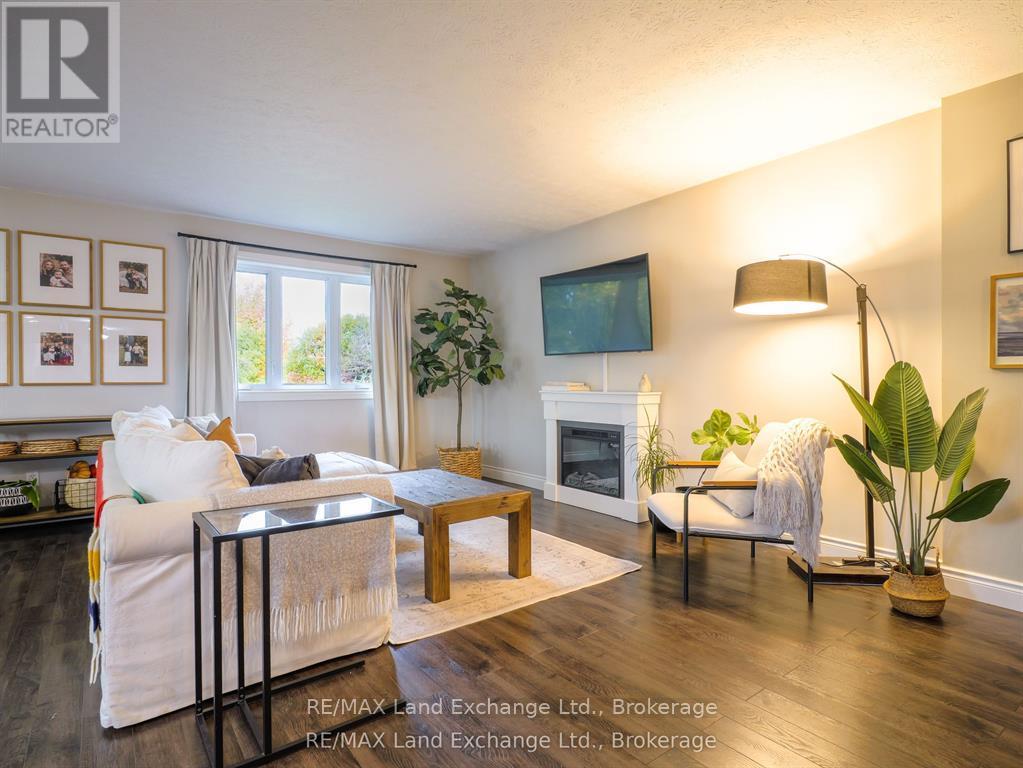 829 Highland Street, Saugeen Shores, Ontario  N0H 2C2 - Photo 9 - X12850380