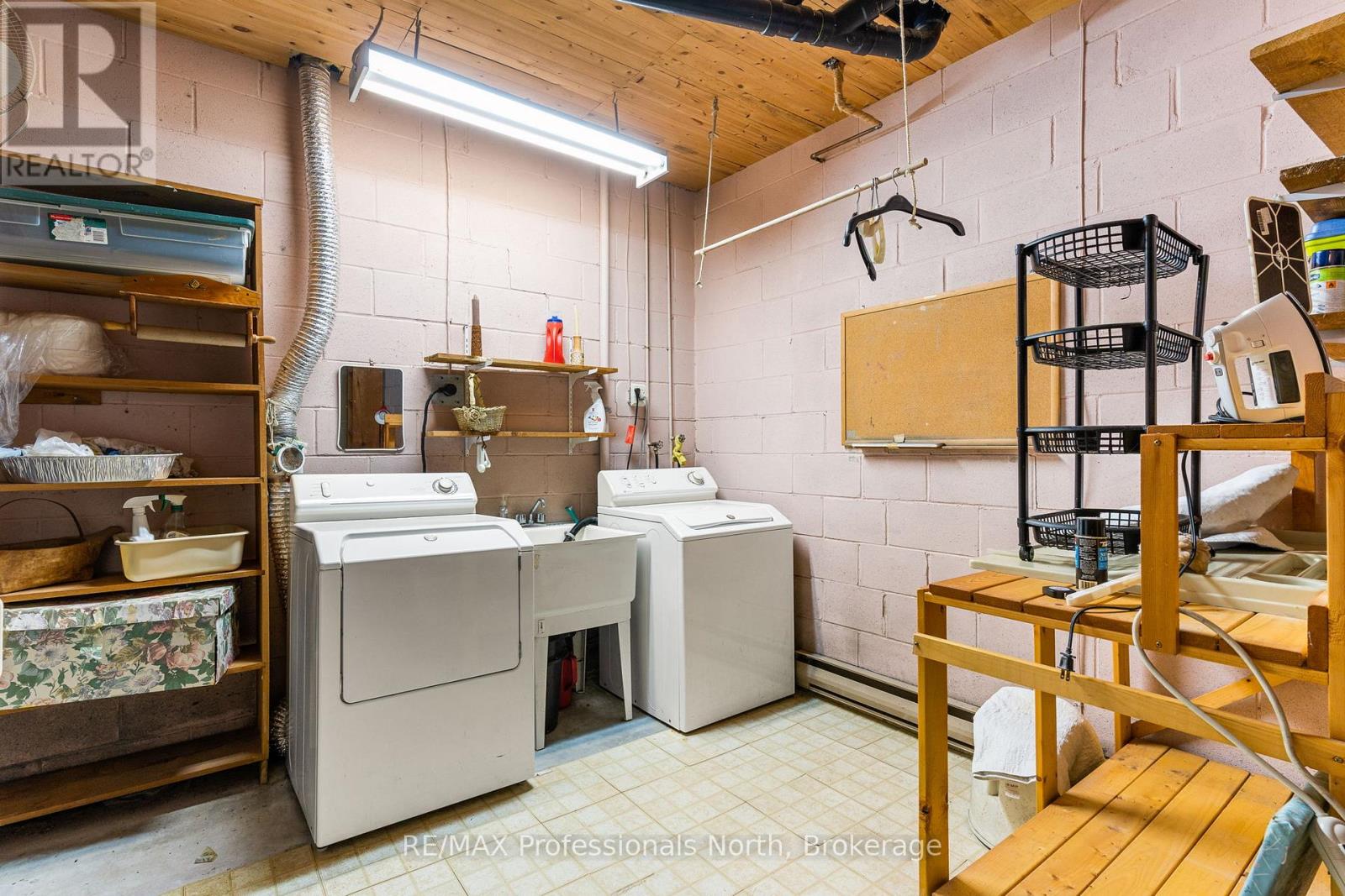 1080 Petticoat Lane, Minden Hills, Ontario  K0M 2K0 - Photo 28 - X12850424