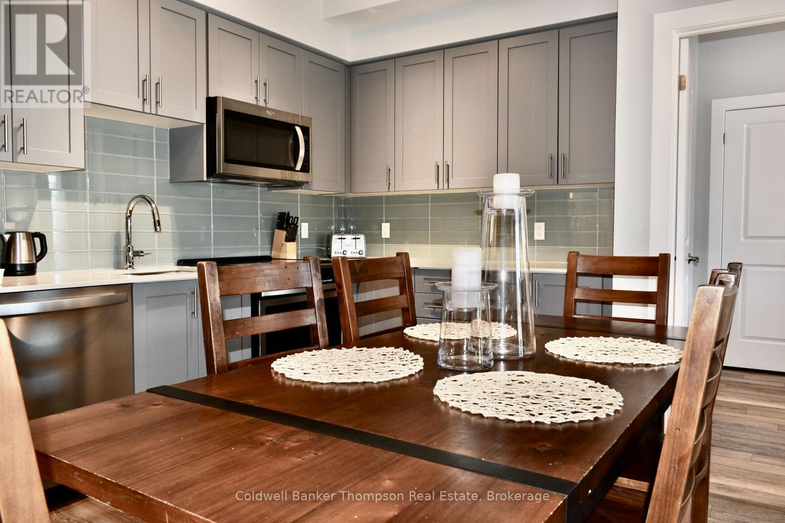 404 - 25 Pen Lake Point Road, Huntsville, Ontario  P1H 1A9 - Photo 14 - X12850428