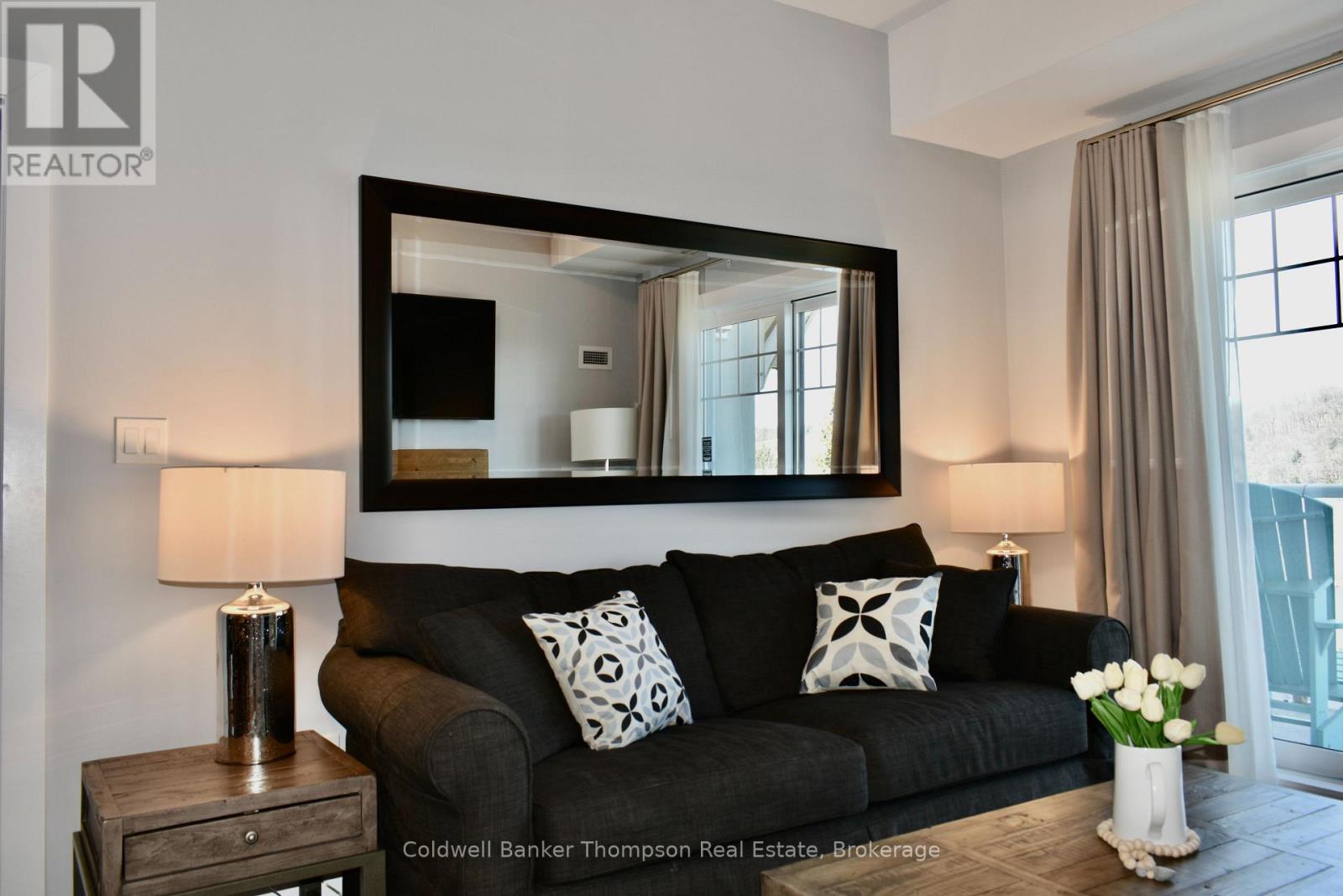 404 - 25 Pen Lake Point Road, Huntsville, Ontario  P1H 1A9 - Photo 5 - X12850428