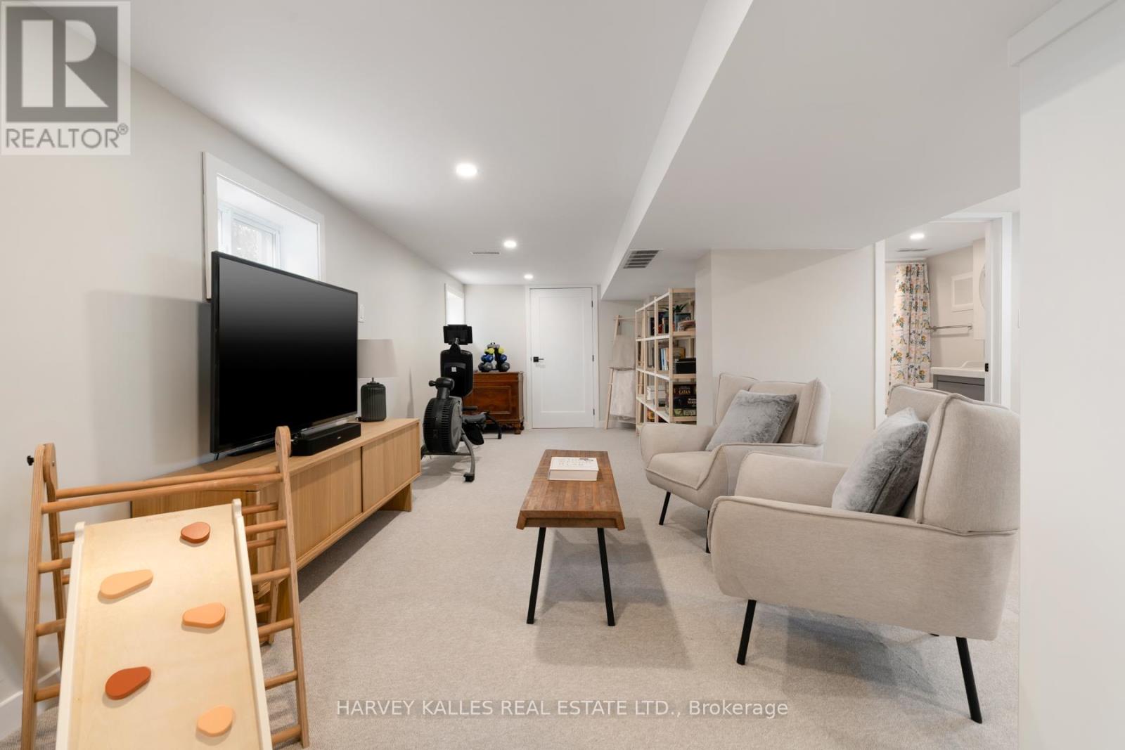 31 Elder Avenue, Toronto, Ontario  M8W 1S3 - Photo 30 - W12849096