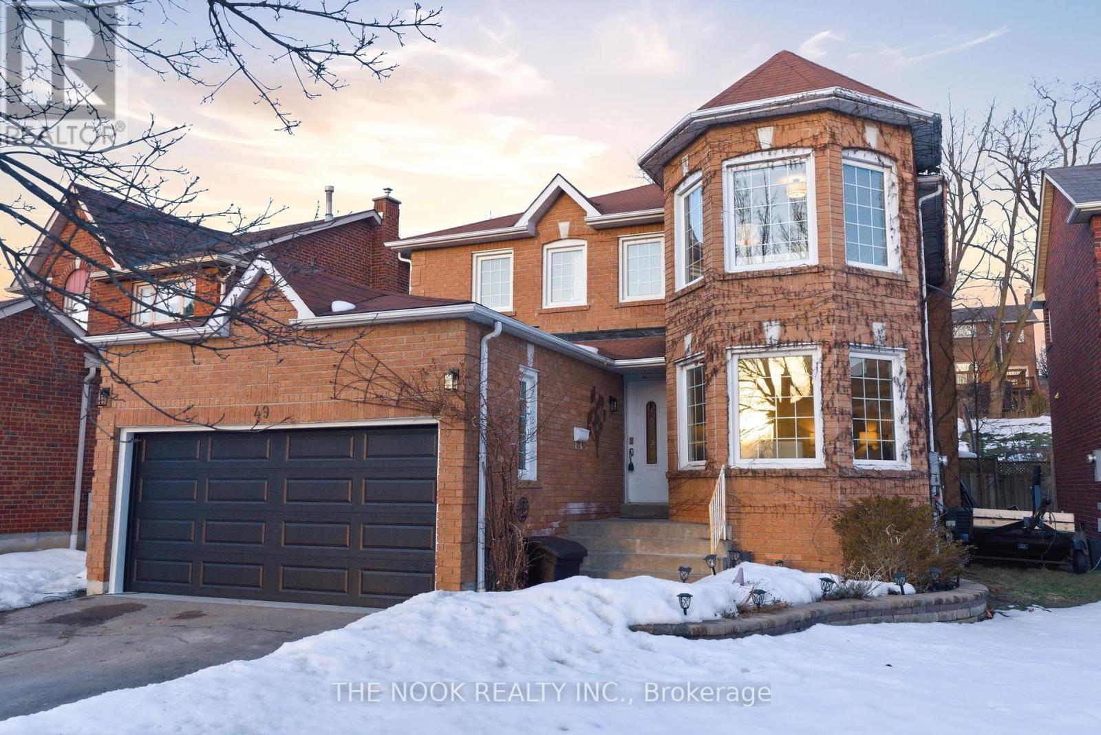 49 Meekings Drive, Ajax (Central West), Ontario  L1T 3N2 - Photo 2 - E12850410