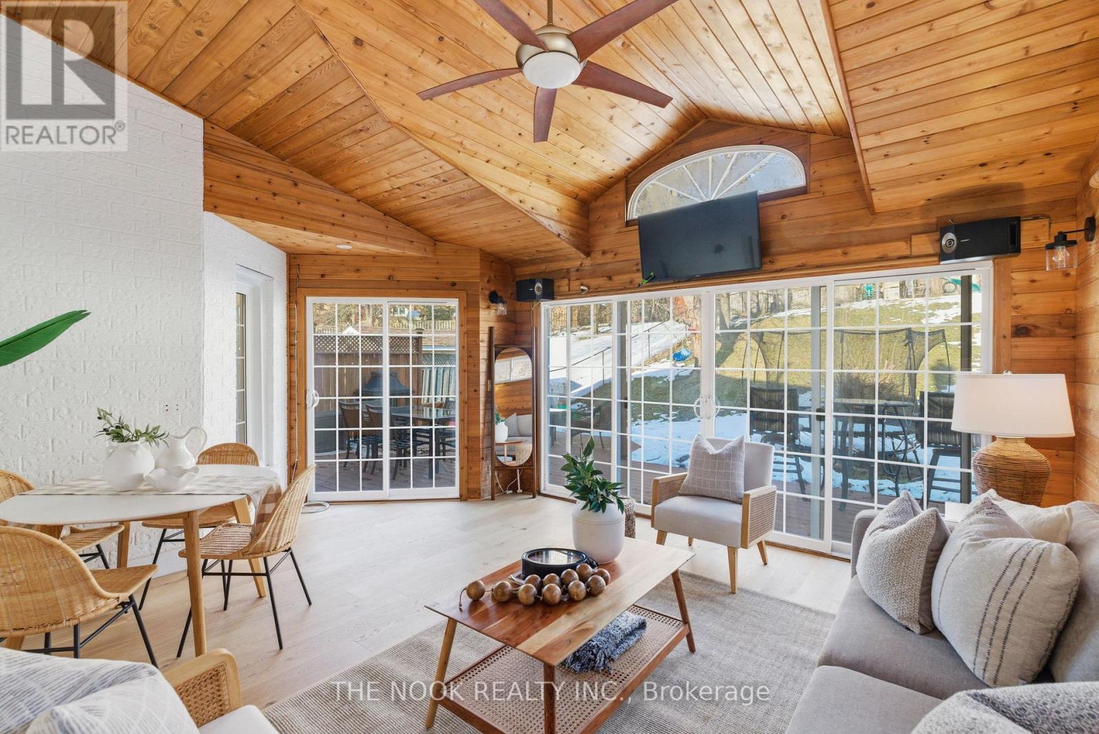 49 Meekings Drive, Ajax (Central West), Ontario  L1T 3N2 - Photo 21 - E12850410