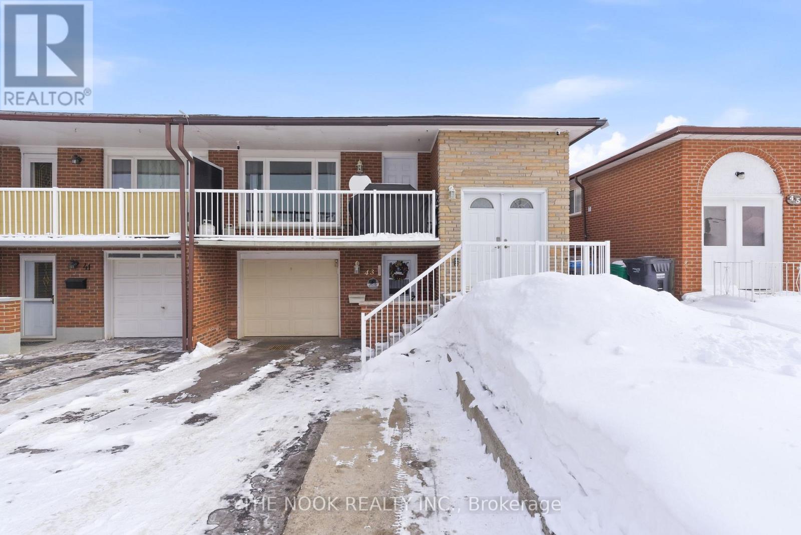 43 PROUSE DRIVE, brampton (brampton north), Ontario