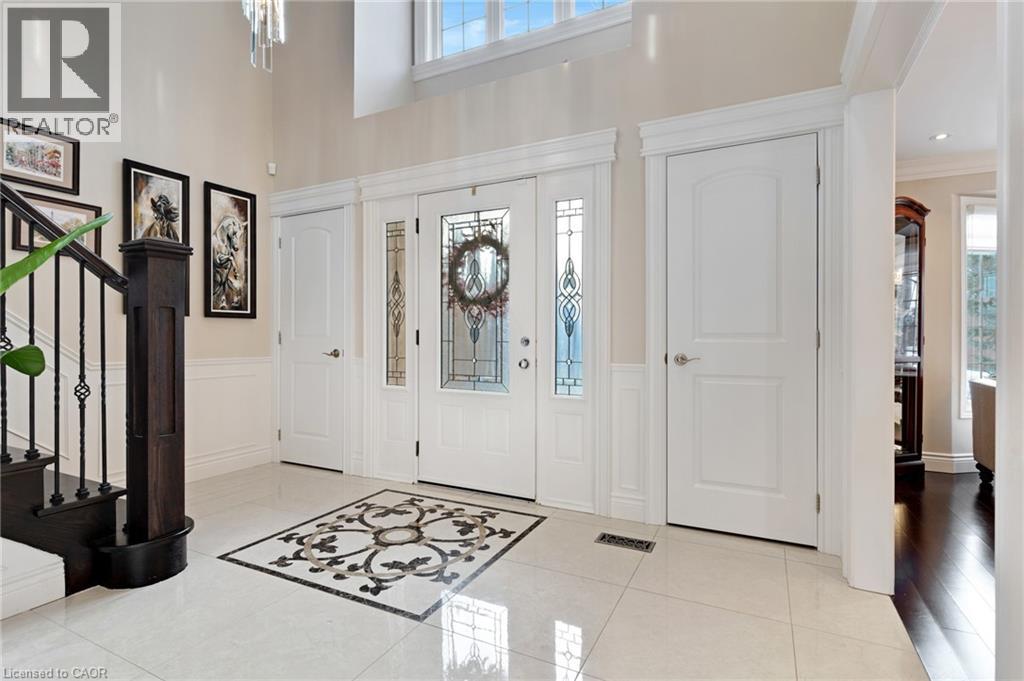 585 Wingrove Court, Waterloo, Ontario  N2T 2C1 - Photo 4 - 40806268