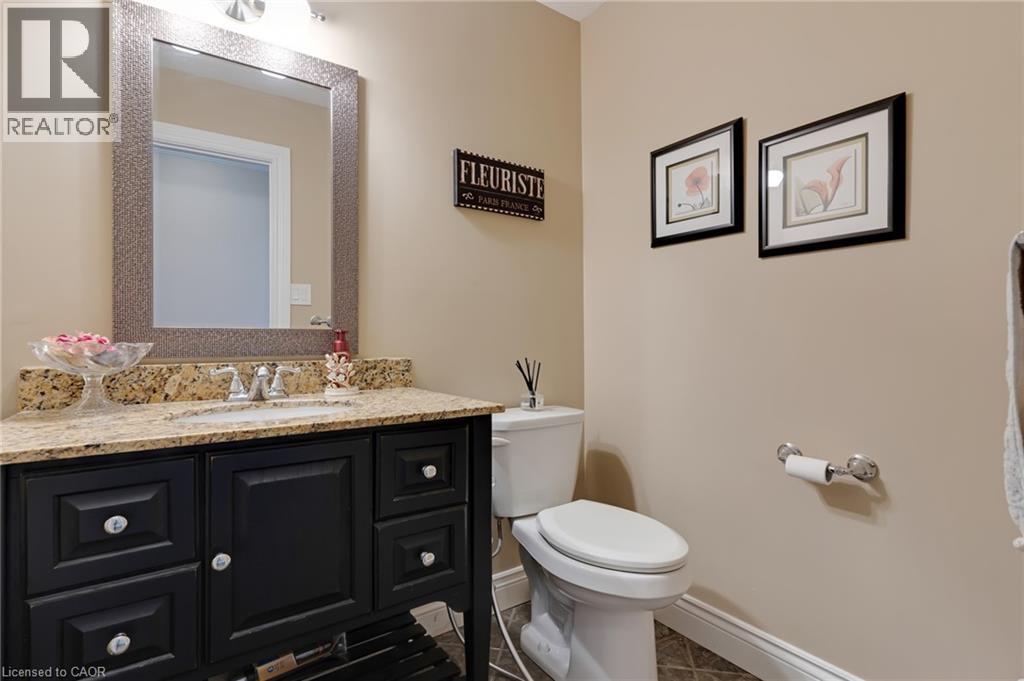 585 Wingrove Court, Waterloo, Ontario  N2T 2C1 - Photo 19 - 40806268